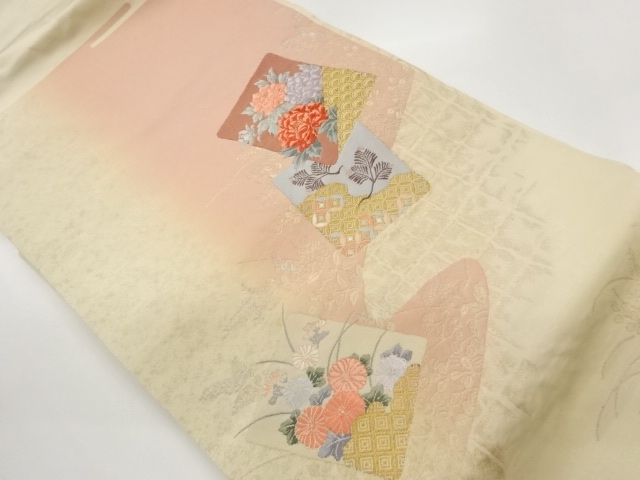 色紙に草花・古典柄模様織出し名古屋帯